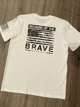 Load image into Gallery viewer, . T-Shirt Flag