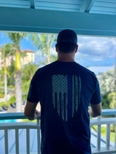 Load image into Gallery viewer, . T-Shirt "Honor" Police Flag