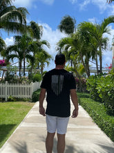 Load image into Gallery viewer, . T-Shirt "Honor" Military Flag