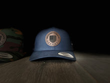Load image into Gallery viewer, Hat Trucker Snapback Shield
