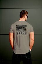 Load image into Gallery viewer, . T-Shirt Flag