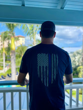 Load image into Gallery viewer, . T-Shirt "Honor" Police Flag