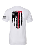 Load image into Gallery viewer, . T-Shirt &quot;Honor&quot; Fire Flag
